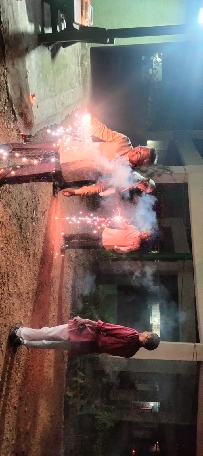 11.Senior citizens enjoying crakers.jpg